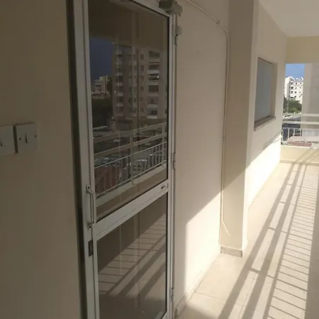 Apartment Luxury 2 Bedroom Central *