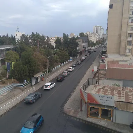 Apartment Luxury 2 Bedroom Central Larnaca