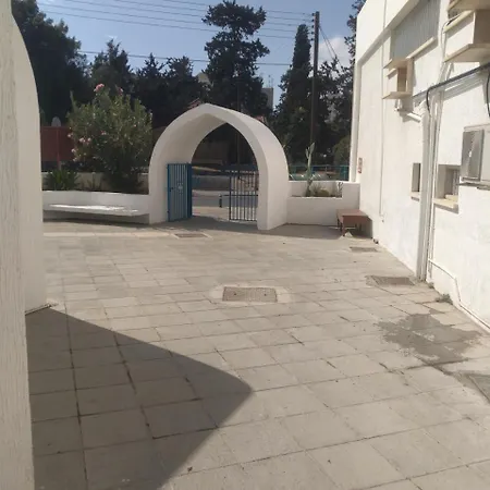 Luxury 2 Bedroom Central Apartament Larnaca